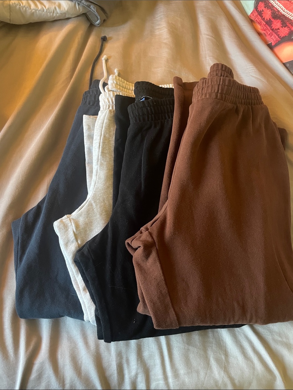 Old Navy High Wasted SoComfy Wide-Leg Sweatpants - x4 Pairs in XL Petite